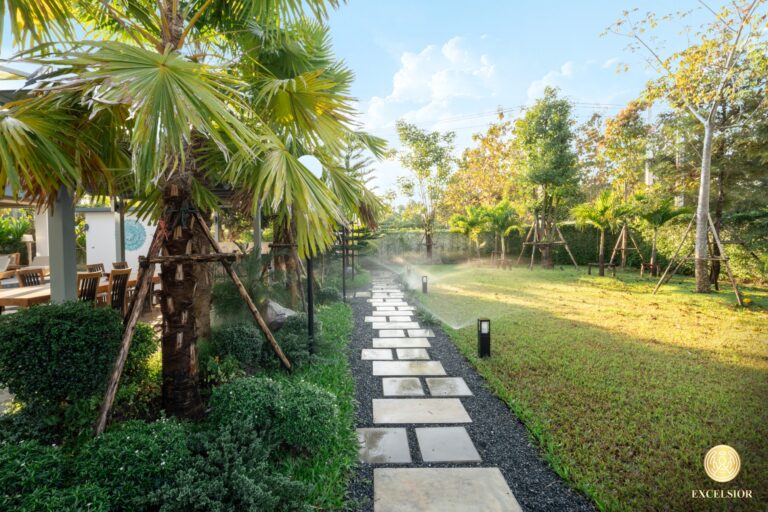 Spacious Garden